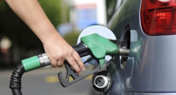 Composição do preço varia: entenda o que pesa mais para gasolina, gás e diesel